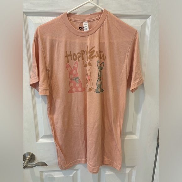 10/$20🔥‎ Easter Bunny shirt - Picture 1 of 3